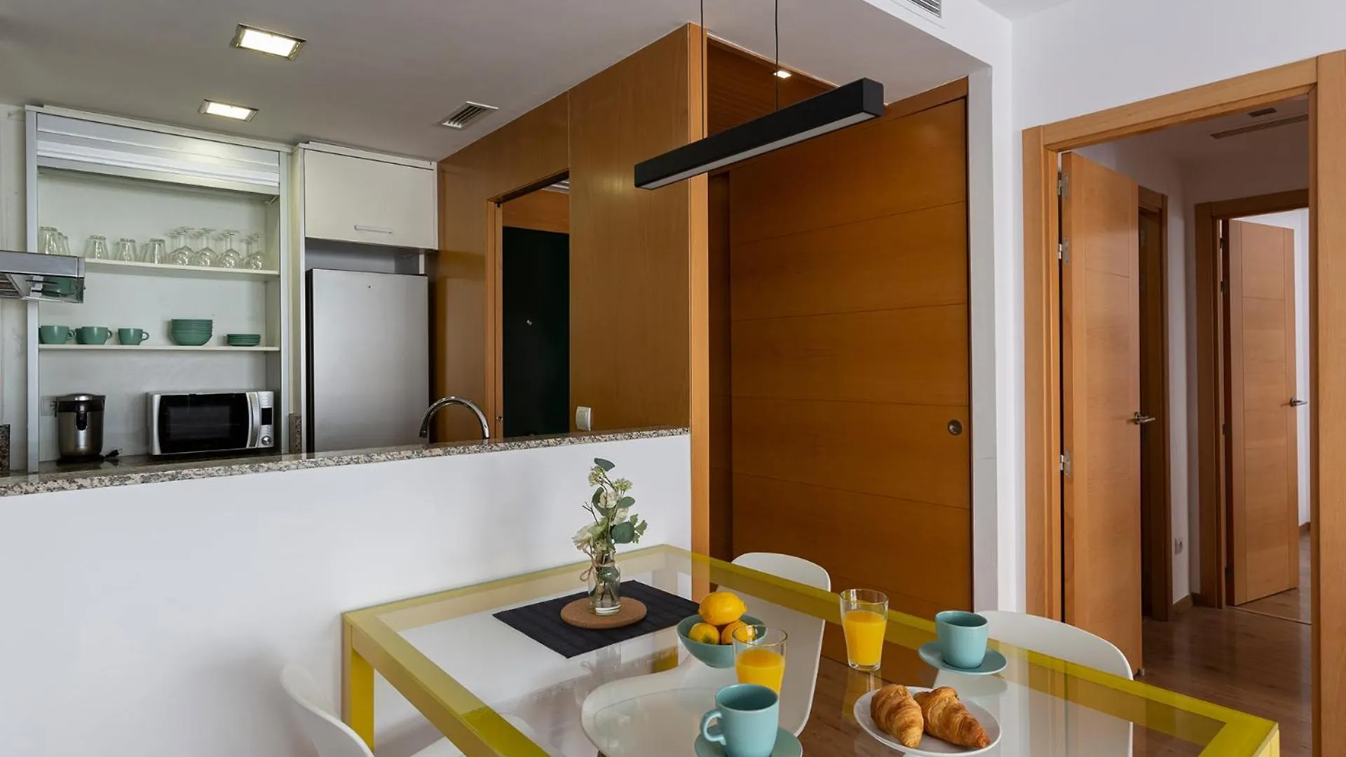 Apartament 4263 - Ab Les Corts II Barcelona 0*,